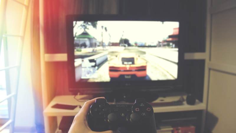 任天堂Switch值得买吗?从机型差异到选购思路一次说清